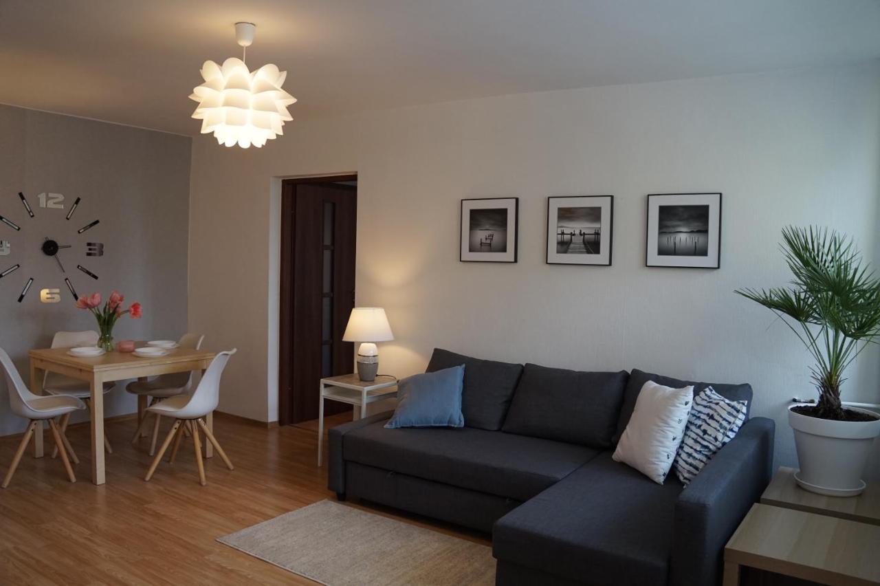 Apartament Gliwice Centrum Dunikowskiego Z Garazem Екстериор снимка